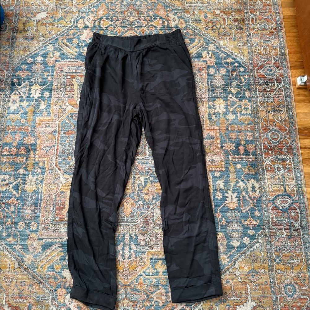 Splendid Black/Grey Lightweight Camo Pants